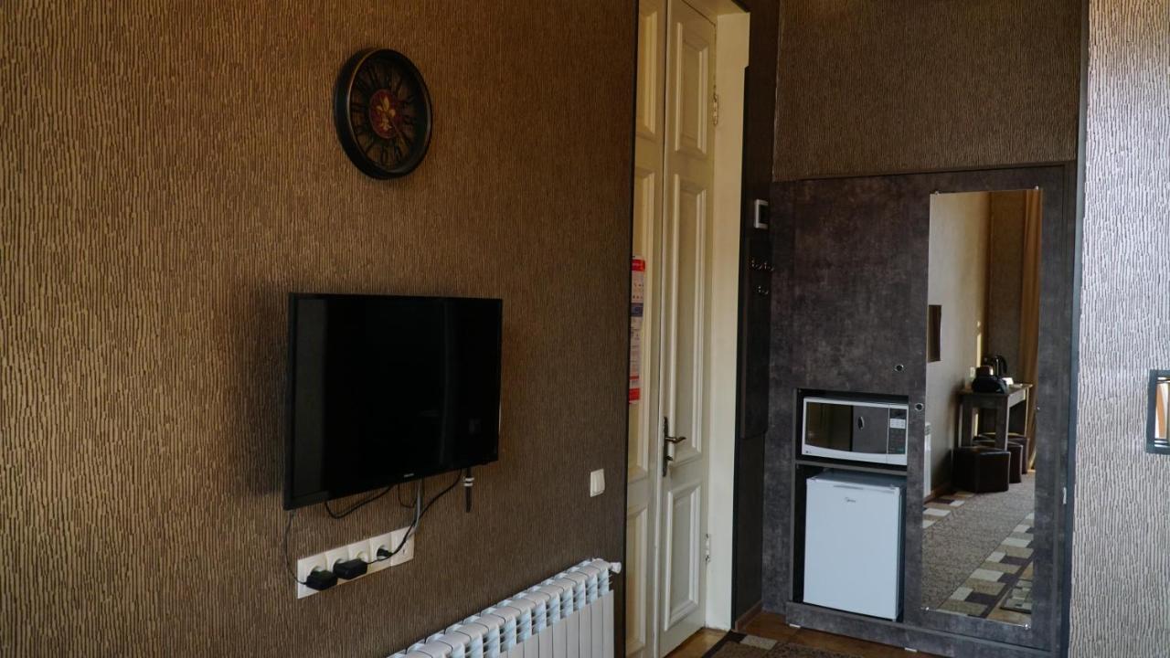 Апартаменты ALINA'S ROOM Кутаиси Экстерьер фото