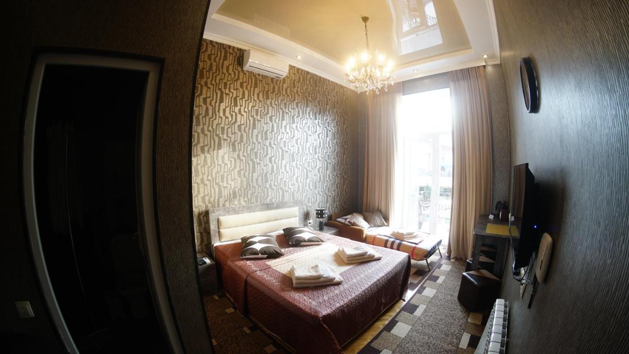 Апартаменты ALINA'S ROOM Кутаиси Экстерьер фото